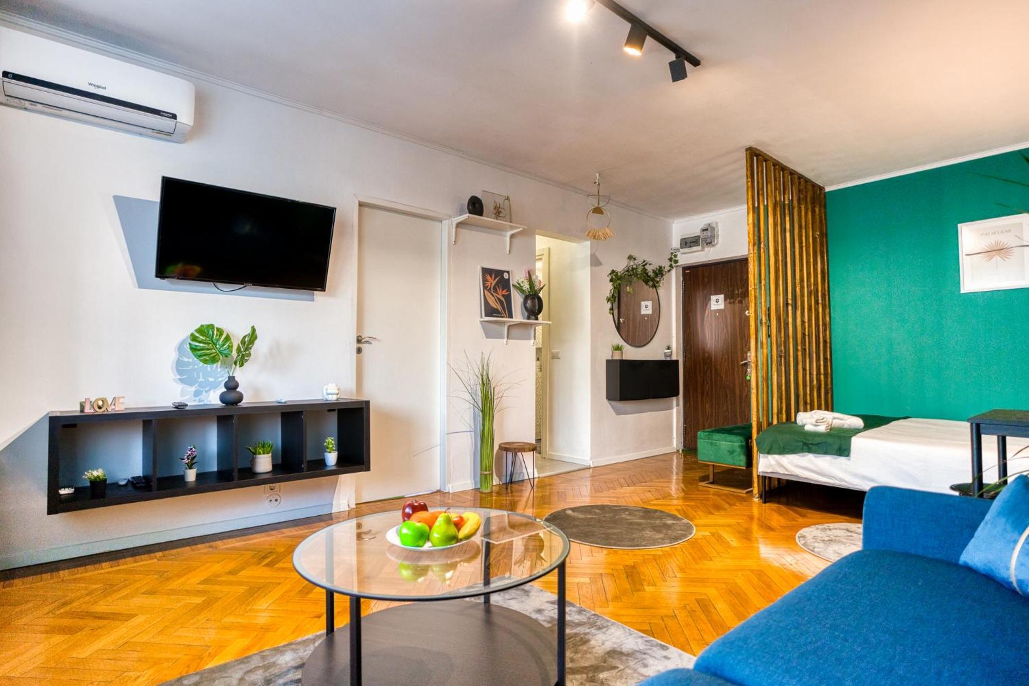 Hacienda Royal Palace - Central Designer Apartment Bucureşti Eksteriør bilde