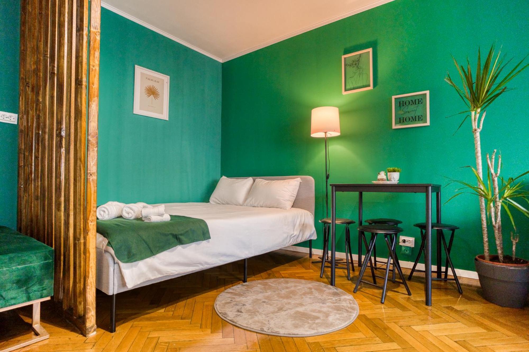 Hacienda Royal Palace - Central Designer Apartment Bucureşti Eksteriør bilde