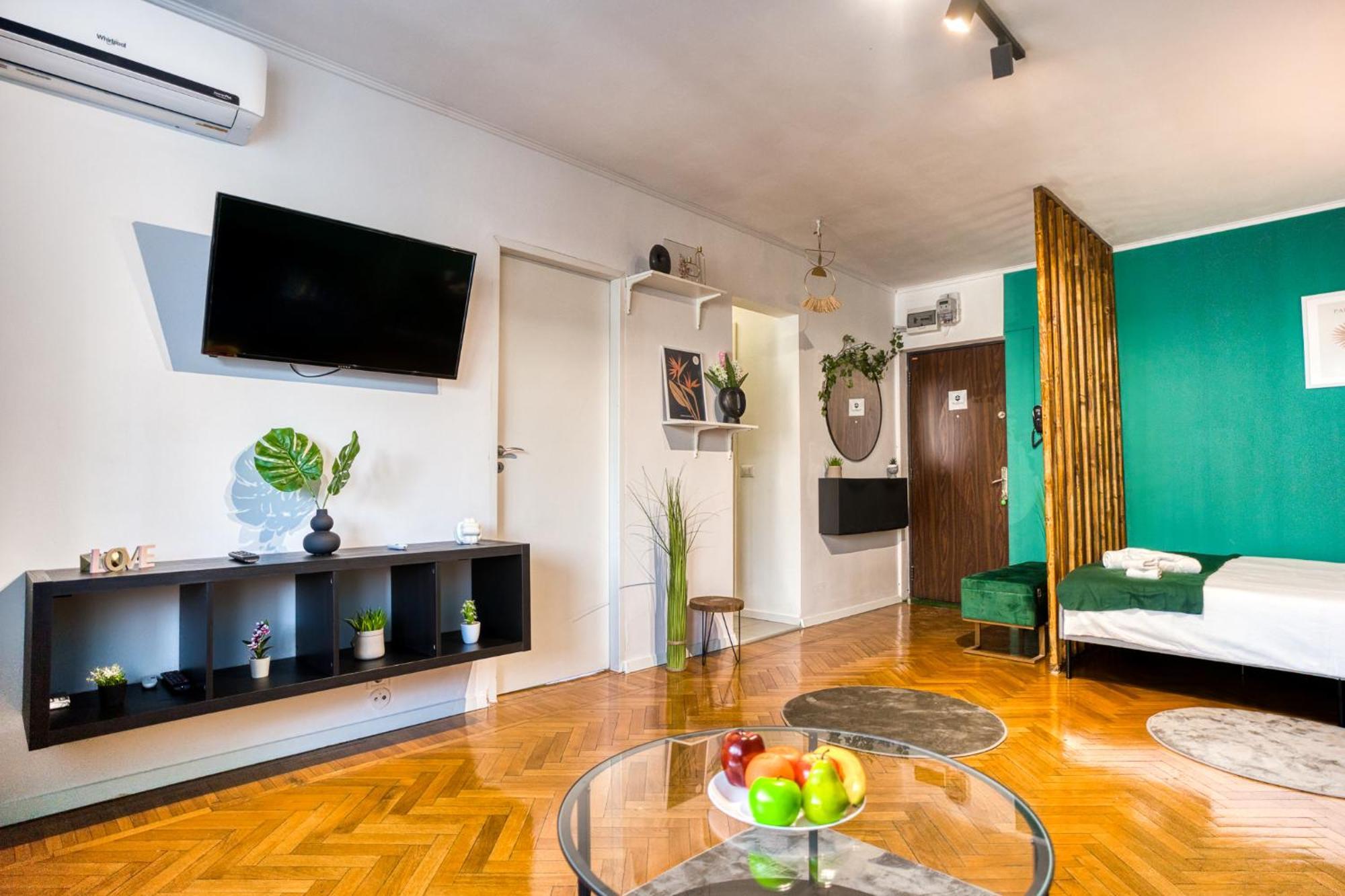 Hacienda Royal Palace - Central Designer Apartment Bucureşti Eksteriør bilde