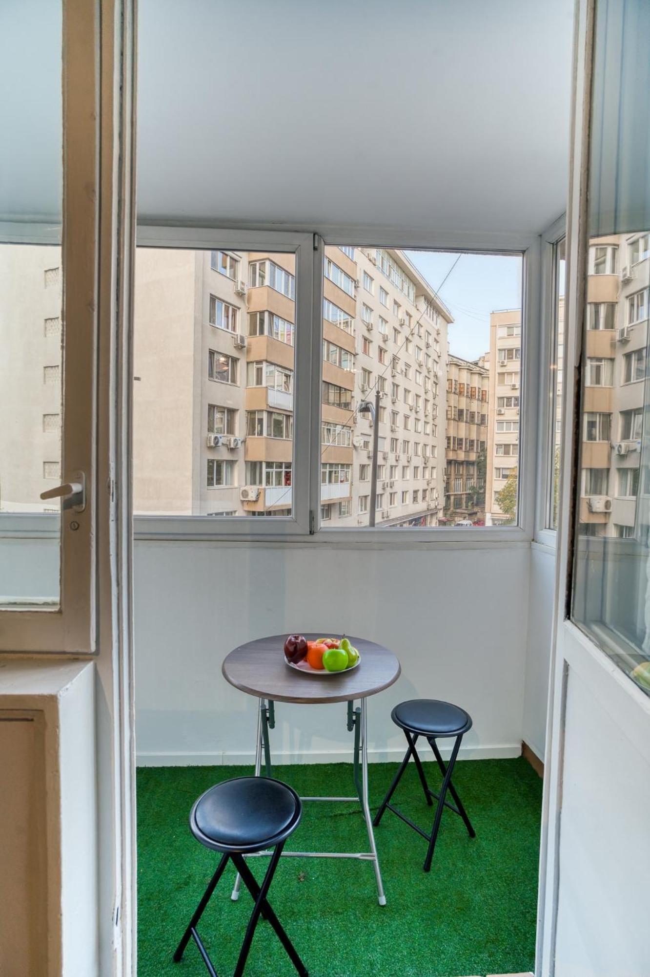 Hacienda Royal Palace - Central Designer Apartment Bucureşti Eksteriør bilde